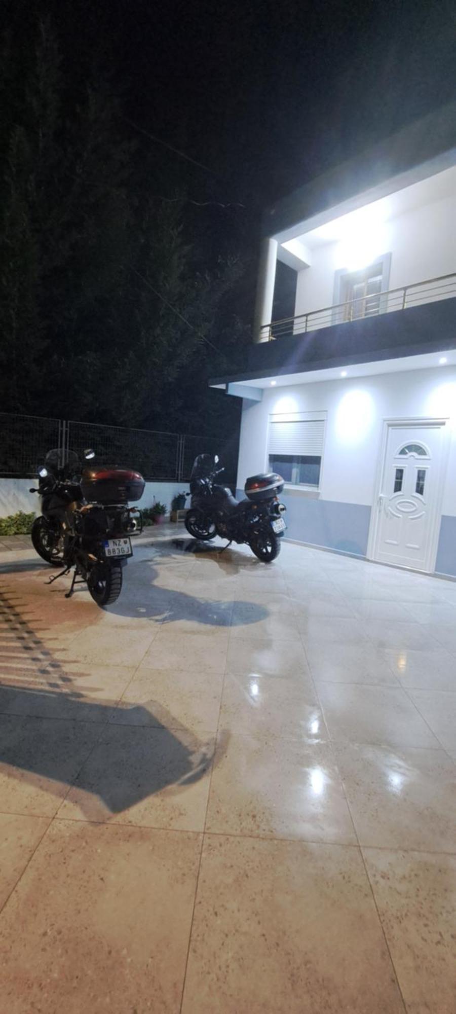 בראט Villa Likaj מראה חיצוני תמונה