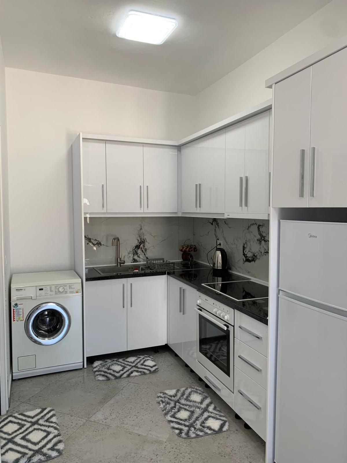 בראט Villa Likaj חדר תמונה